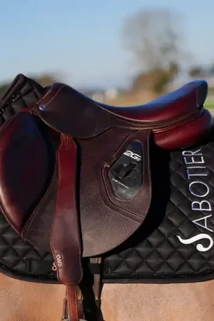 Vente Directe TAPIS DE SELLE IGOR NOIR | LE SABOTIER