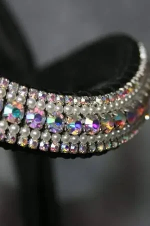Frontal strass blanc à reflets et perles Remise
