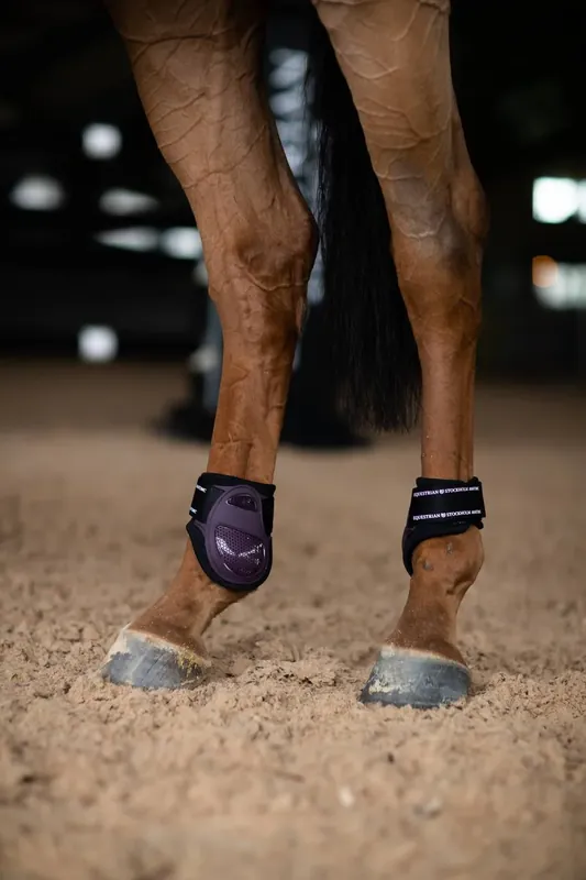 Protège-boulets Anatomic Fetlock Black Raven - Equestrian Stockholm Meilleure Vente
