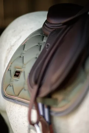 Prix Réduit Tapis de selle Striking Valley - Equestrian Stockholm
