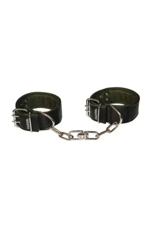 Entraves matelassé reliée par chaine Nouvelle Collection