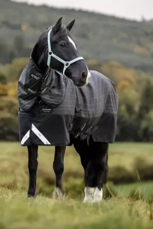 Acheter En Ligne Couverture cheval couvre-cou Amigo Reflectech Plus 50g - Horseware