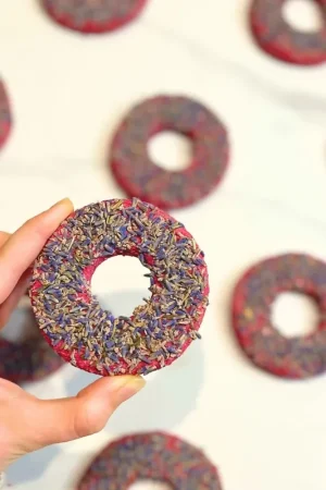 Top Vente Donutbio-Sérénité Betterave et Lavande Bio – Friandises Apaisantes Naturelles pour Chevaux | EquiNatBio