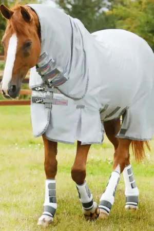 Dernier Modèle Couverture Anti-Mouches Premier Equine Bug Buster – Protection UV & Confort Respirant