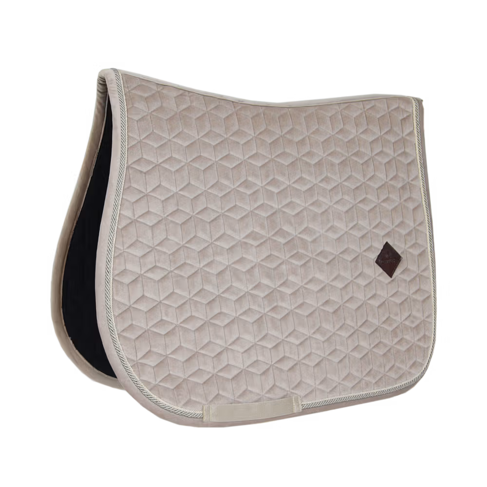 Tapis de selle Basic Velvet jumping Nouveauté